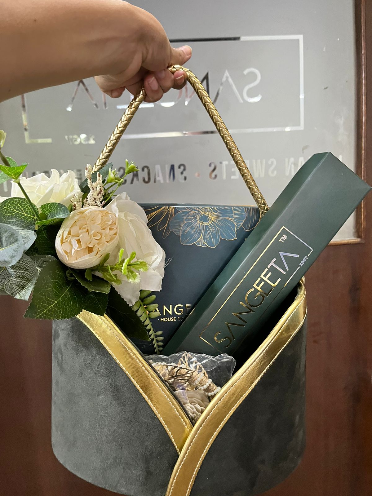Premium Hamper (Green)