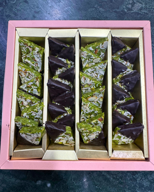 Dubai Pista Katli