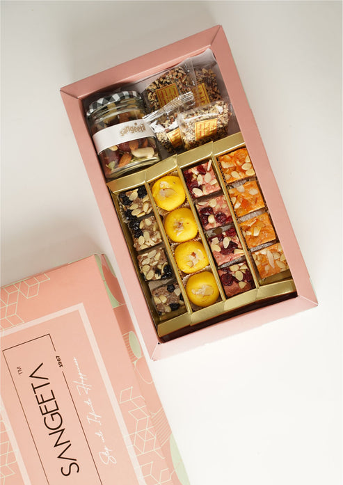 Classic Statement hamper Box